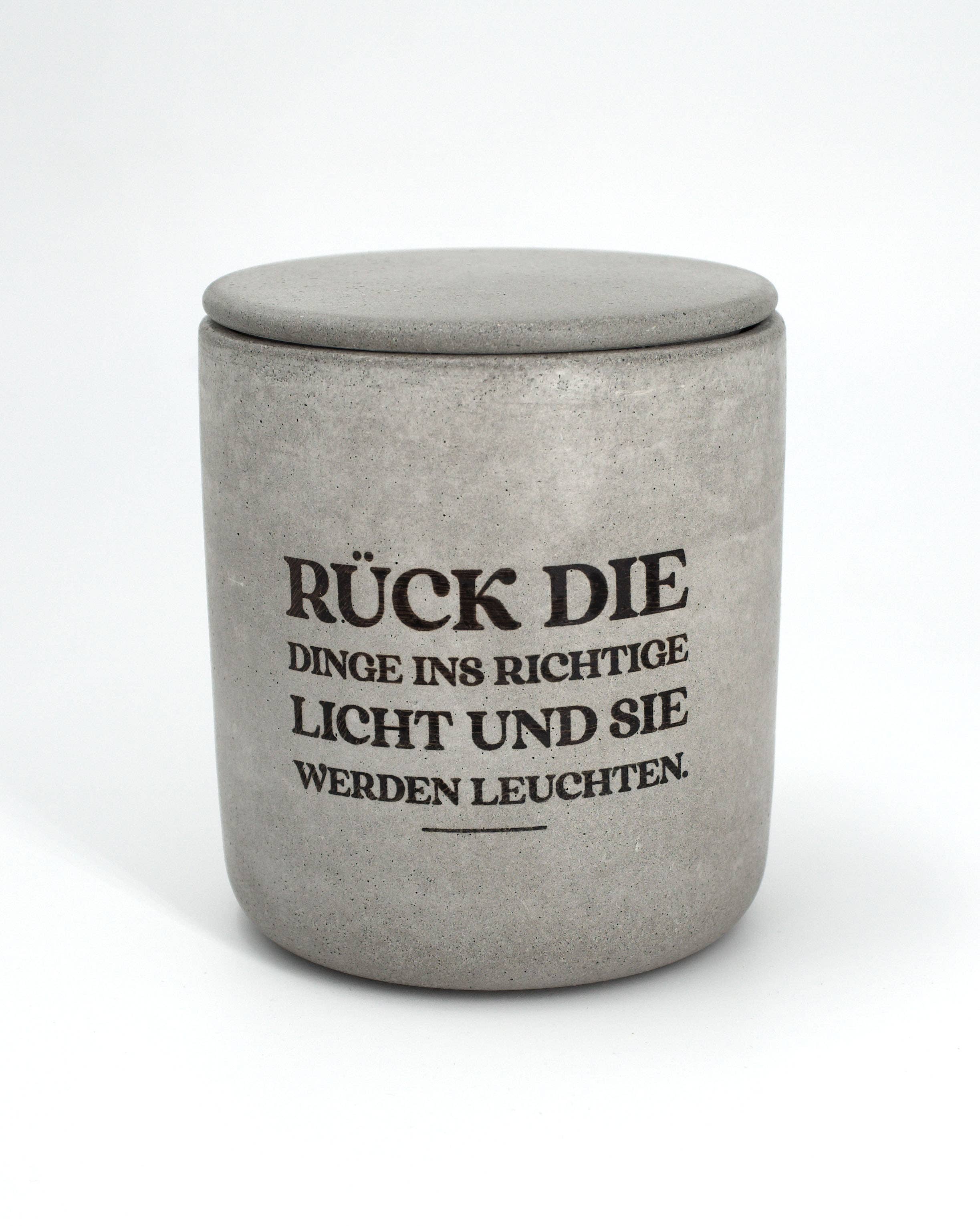 this is not a card game. - Wholesale Jar/Filled Candle - Handgemachte Duftkerze aus Beton "Das richtige Licht"5