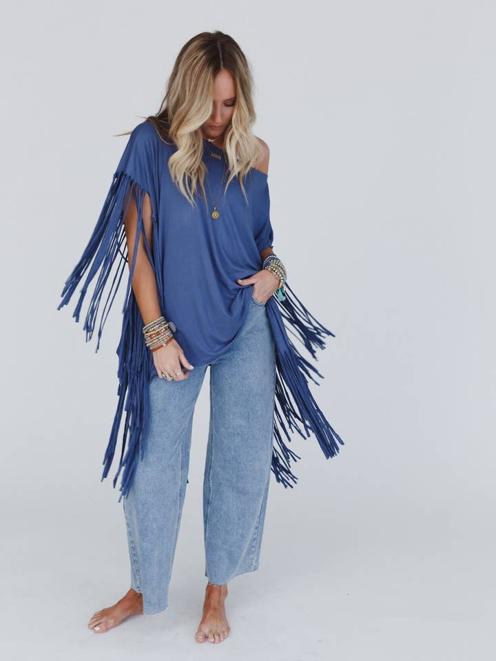 Haut à franges spectaculaire occidental - Denim pour la vente par Three Bird Nest