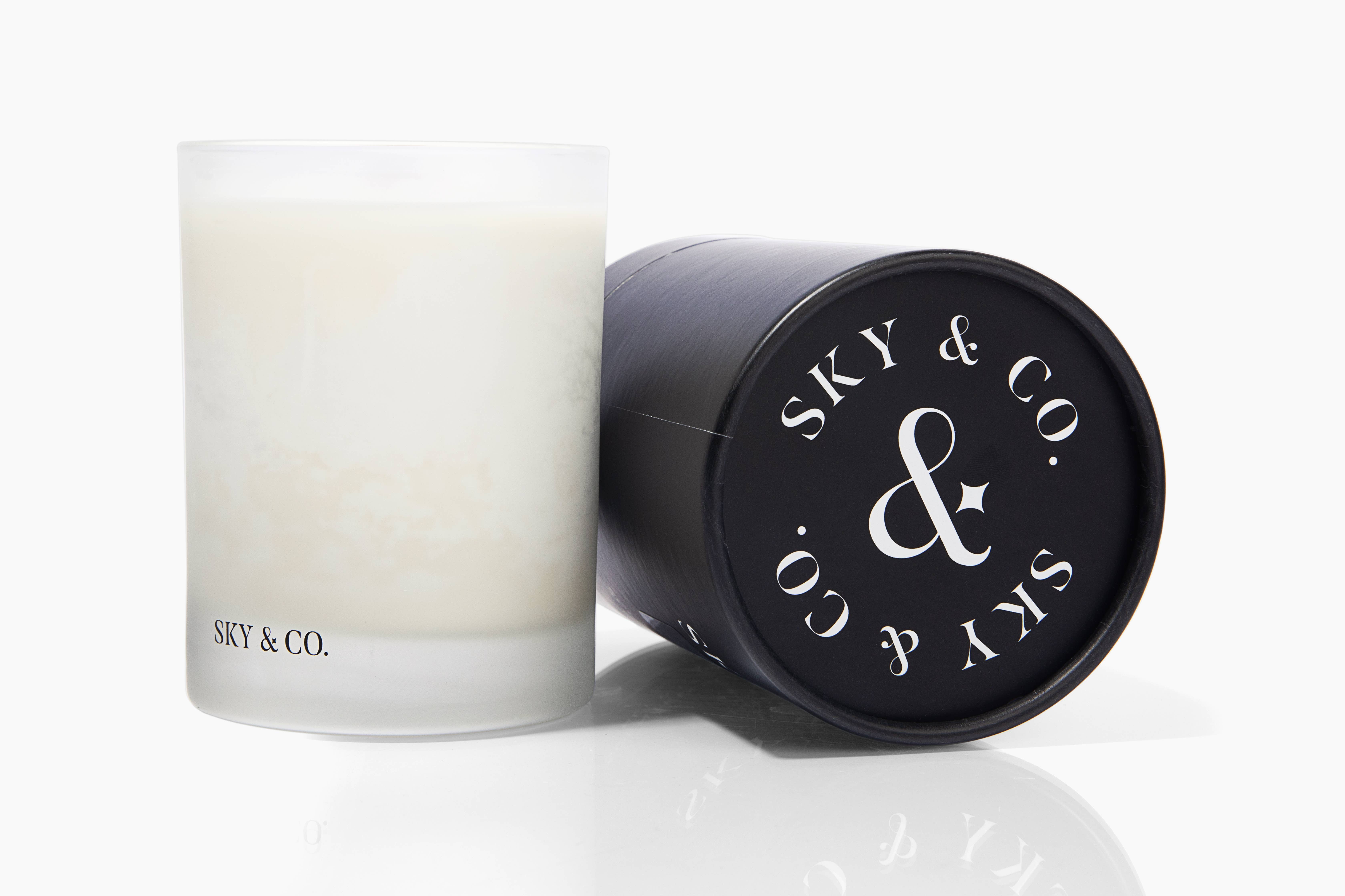 Sky and Company - Wholesale Jar/Filled Candle - Black Fig - Wooden Wick Candle2