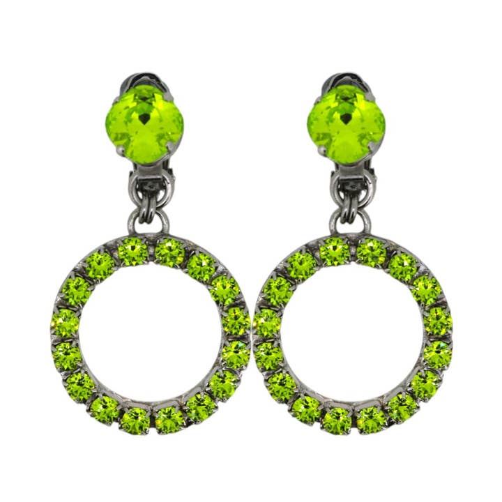 De kleine groene hoepeloorbellen in platina (clip) voor wholesale door VICKISARGE