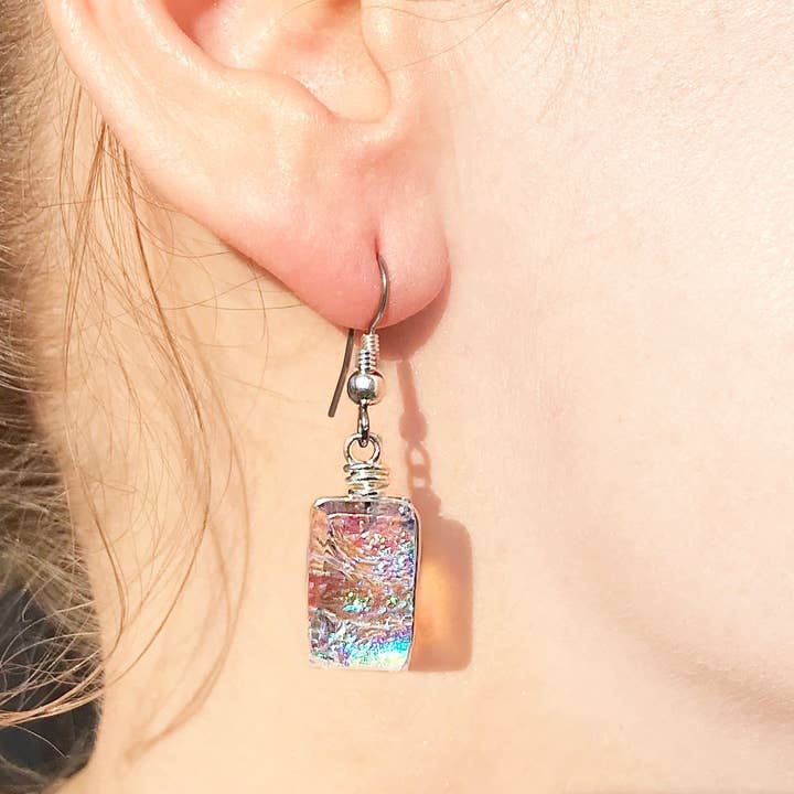 Flame Work Designs - Glass Jewelry - Vente Boucles d'oreilles pendantes - Boucles d'oreilles en verre dichroïque - Rainbow Clear2