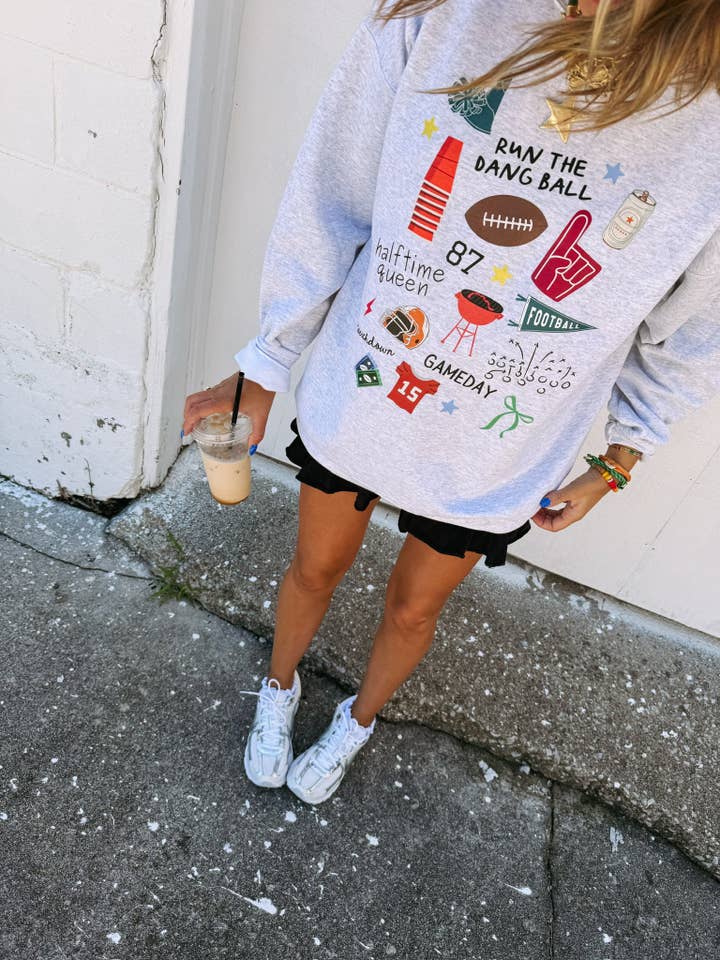 ETTA & EAST - Wholesale Graphic Sweatshirt - Women's - halftime queen sweatshirt - hanes / ash2