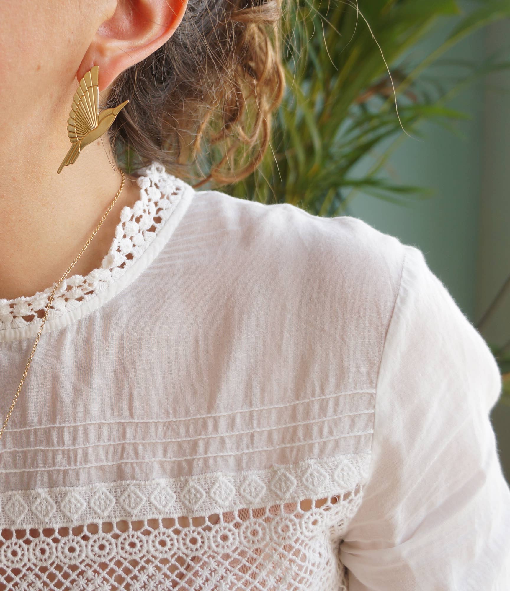 Les Nanas ont du Chic - Wholesale Dangle Earrings - Brass hummingbird earrings1