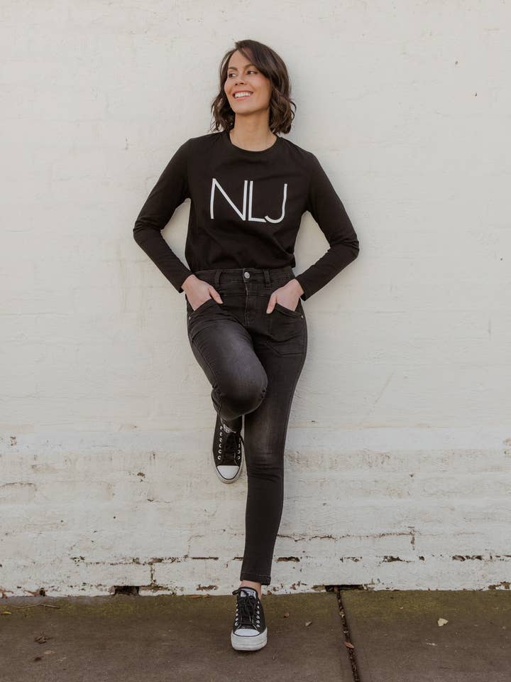 Pinner Grey pour la vente par New London Jeans