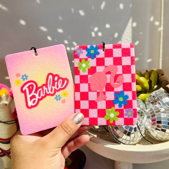 Bizzz Designs – wholesale Luftrenare för bil – Dam – Barbie Tema filtfreshies (luftfreshies) | uppsättning av 104