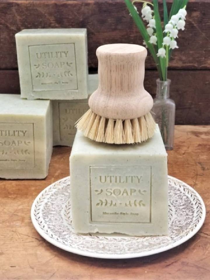 French-Style Utility Soaps, XL GREEN Cubes for wholesale by Du Jardin Beauty