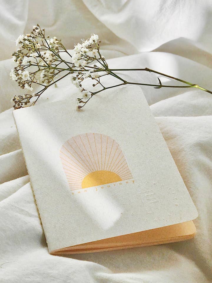 Cuaderno ilustrado Sun//Sun Journey para venta al por mayor de Fin Studio