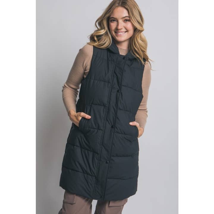 Paperdoll – wholesale Väst - Dam – Lång vadderad väst med huva2