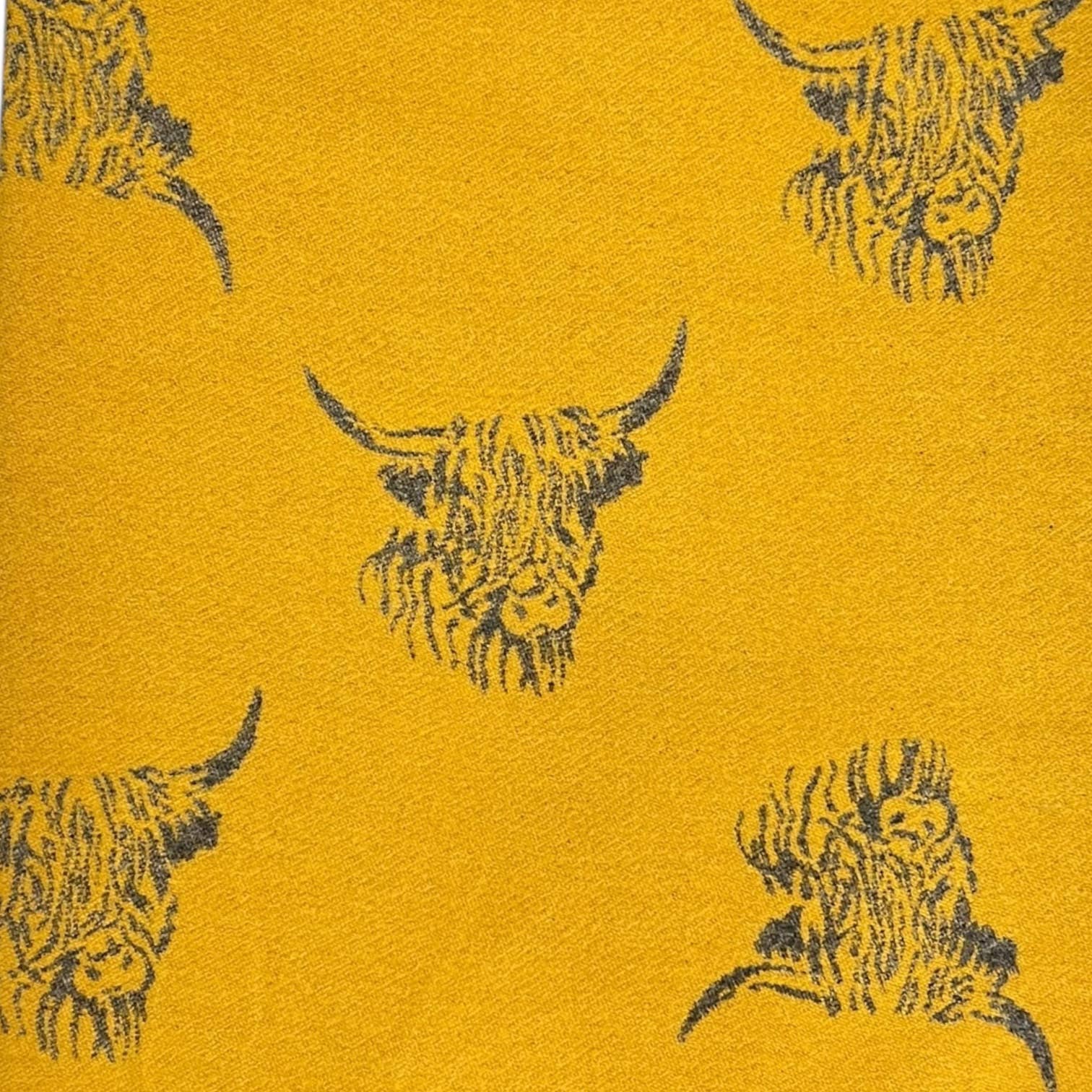 London Scarves - Wholesale Scarf - Women's - Highland cows on cashmere blend scarf finished with tassels23