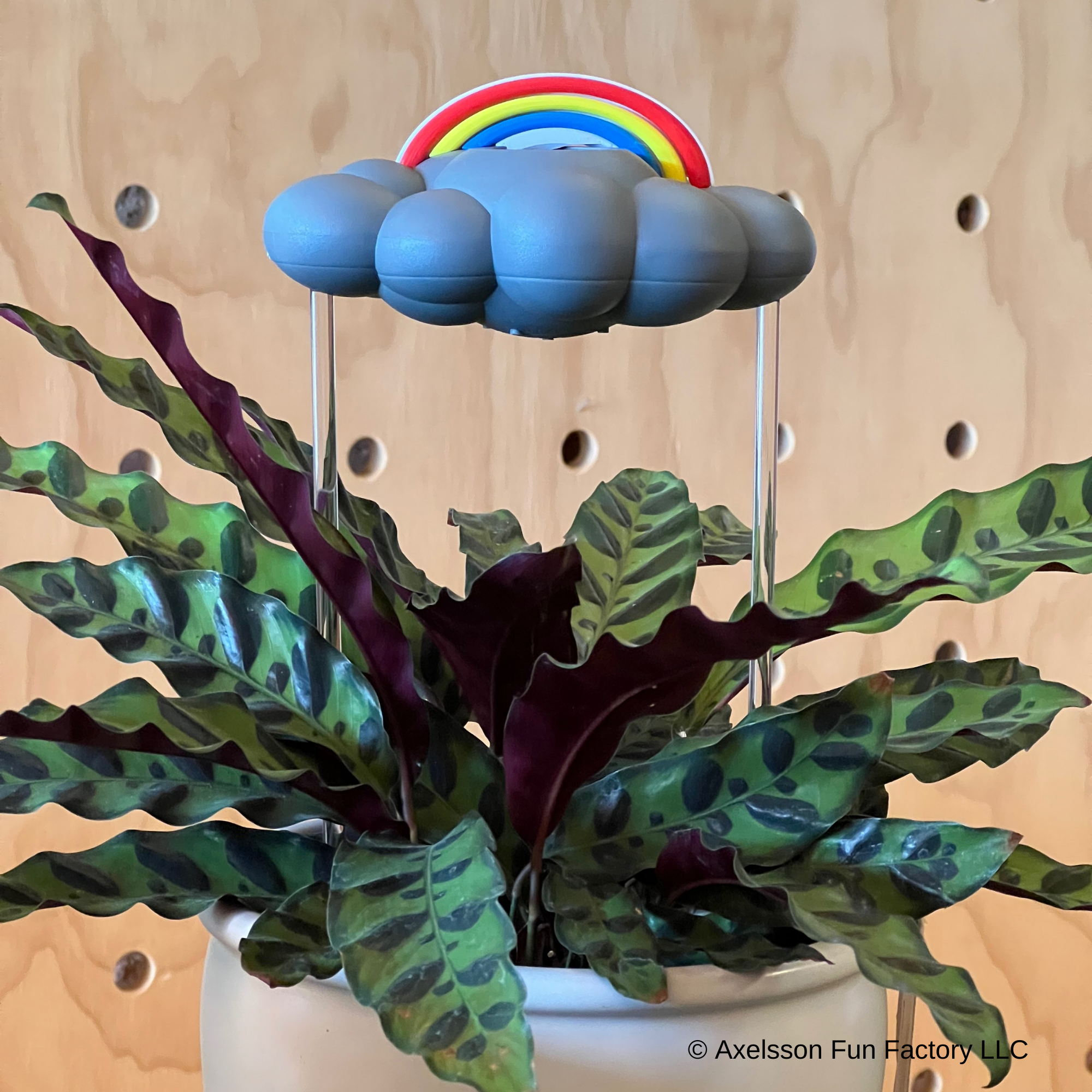 The Cloud Makers – wholesale Kruka – Primär regnbågscharm för droppande regnmoln 11