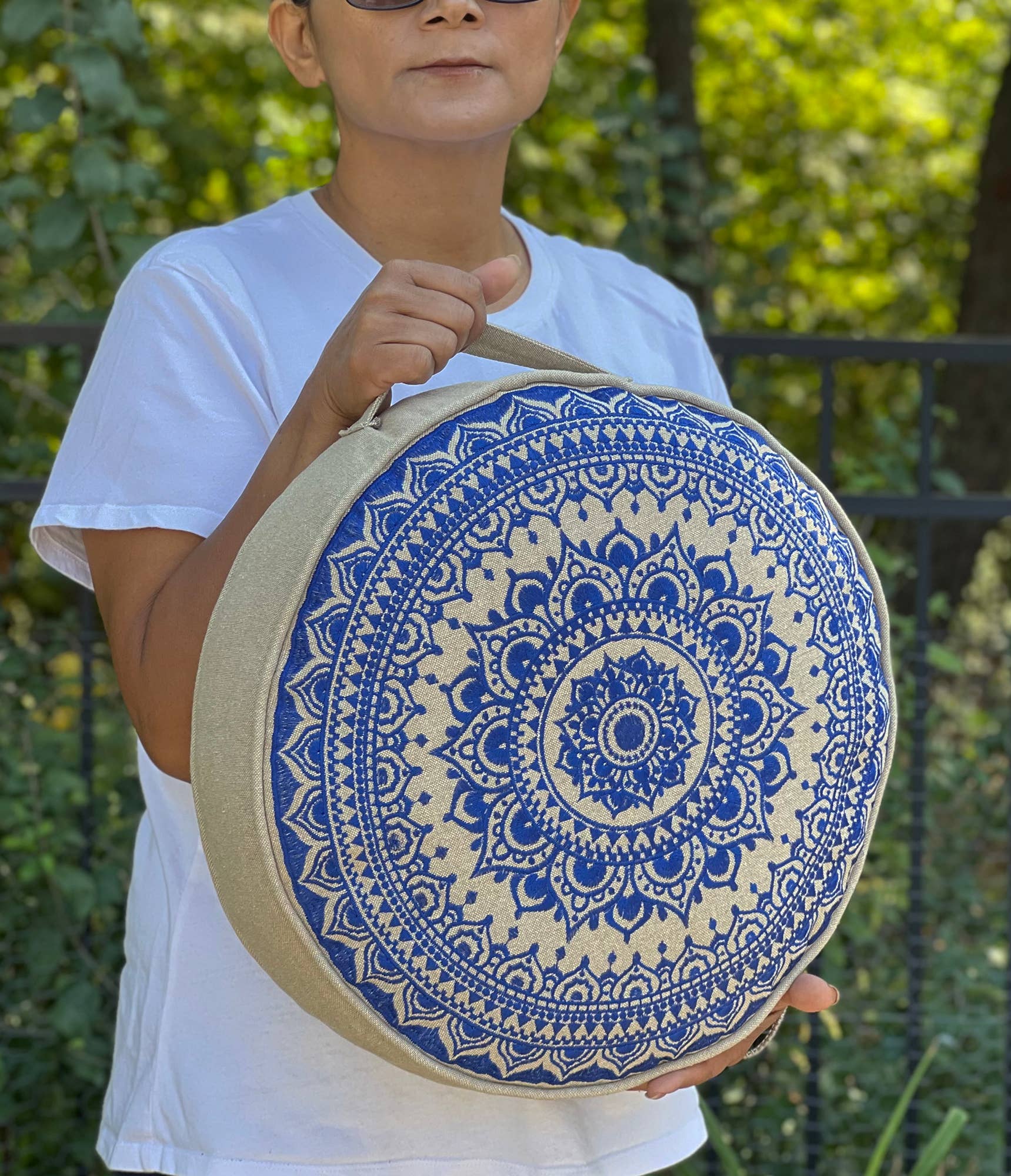 Lungta Imports - Vente Coussin décoratif de sol - Coussin de méditation tibétain Zen Zafu 1