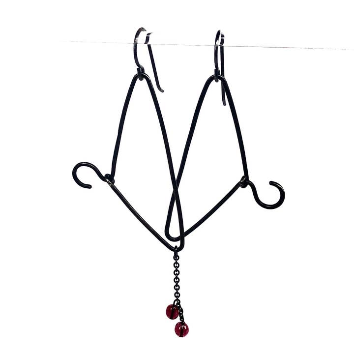 Boucles d'oreilles pendantes - Double gouttelettes pour la vente par Krista Bermeo Studio