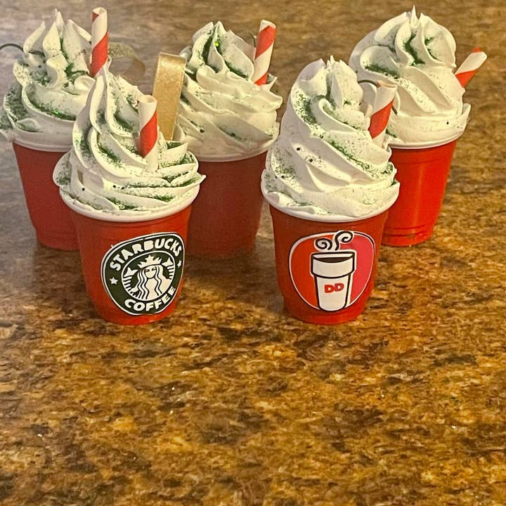 Ashleyvinylcreations - Wholesale Ornament - Dunkin or Starbucks Ornaments