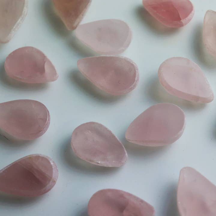 Distinction Crystals β wholesale Spiritual stone/crystal β Rose Quartz Crystal Drop Emma Egg