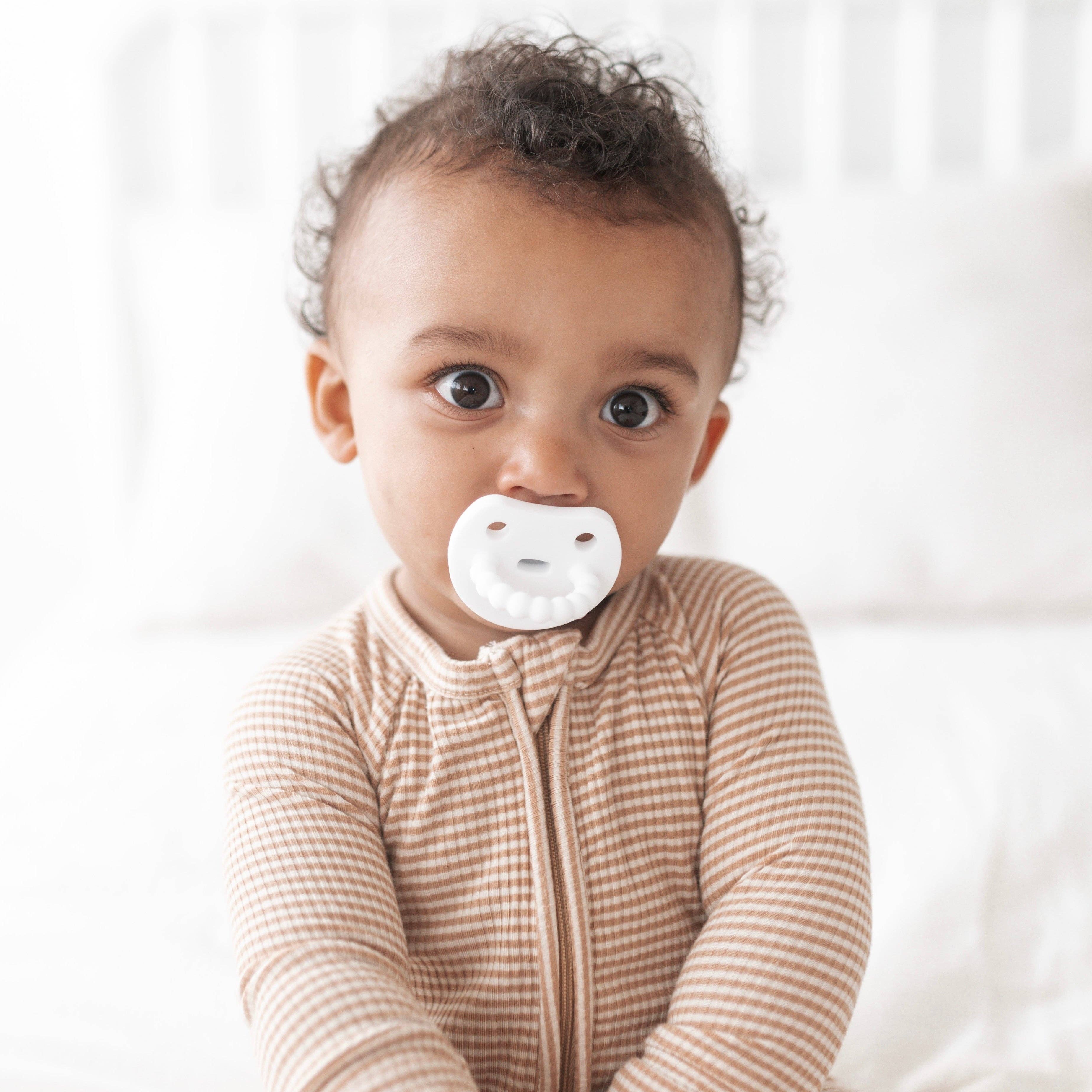 Ryan & Rose – Engroshandel Sut - Baby – Cutie PAT Smile (0m+) Sut + Bidering5