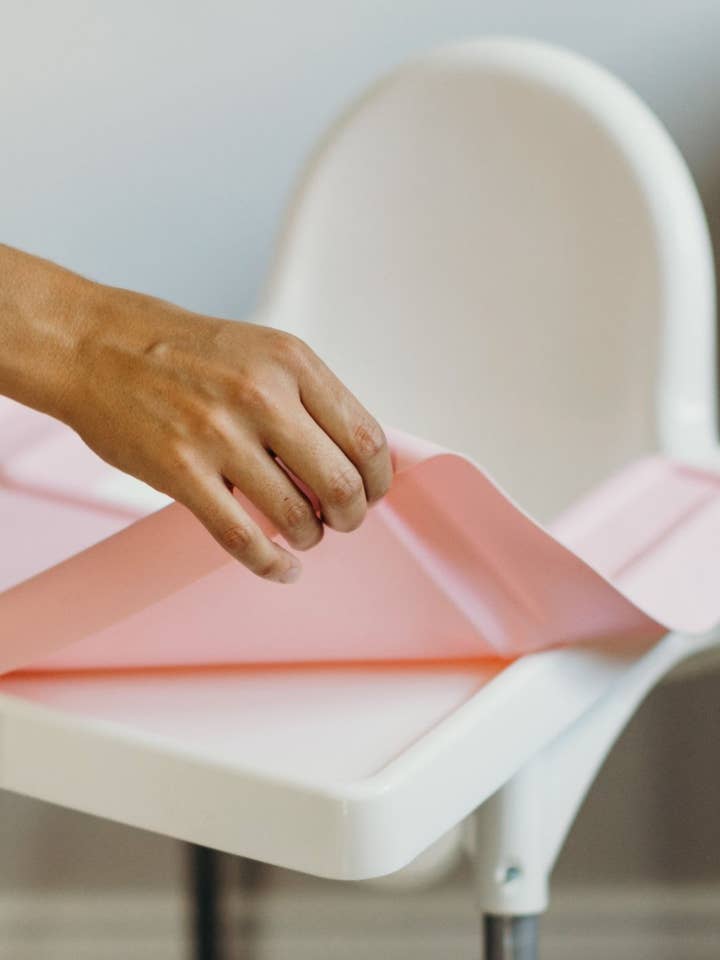 Rosie Pink - Tovaglietta a Copertura Totale per Seggiolone IKEA Antilop per la vendita all'ingrosso da parte di Mommy's Little Helper Co.