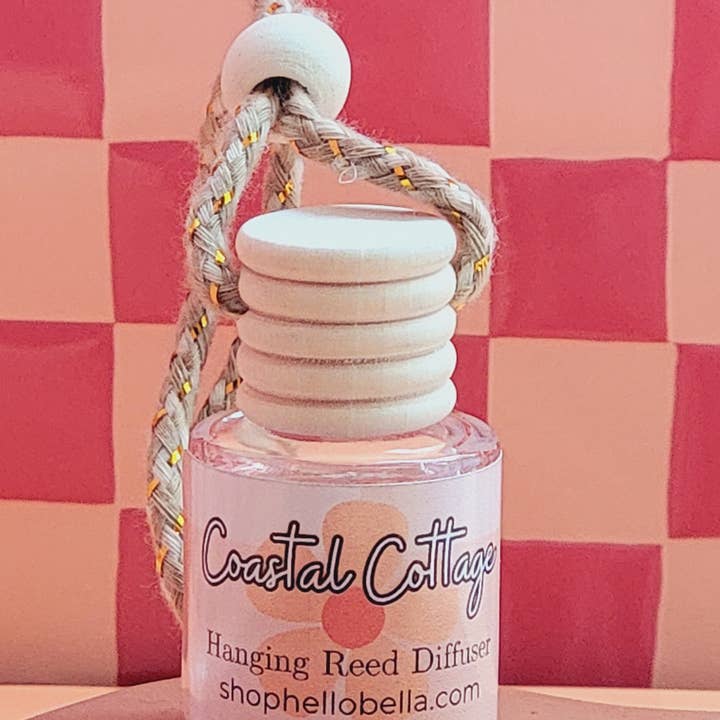 Diffusore per auto sospeso Cottage Costiero per la vendita all'ingrosso da parte di Hello Bella LLC