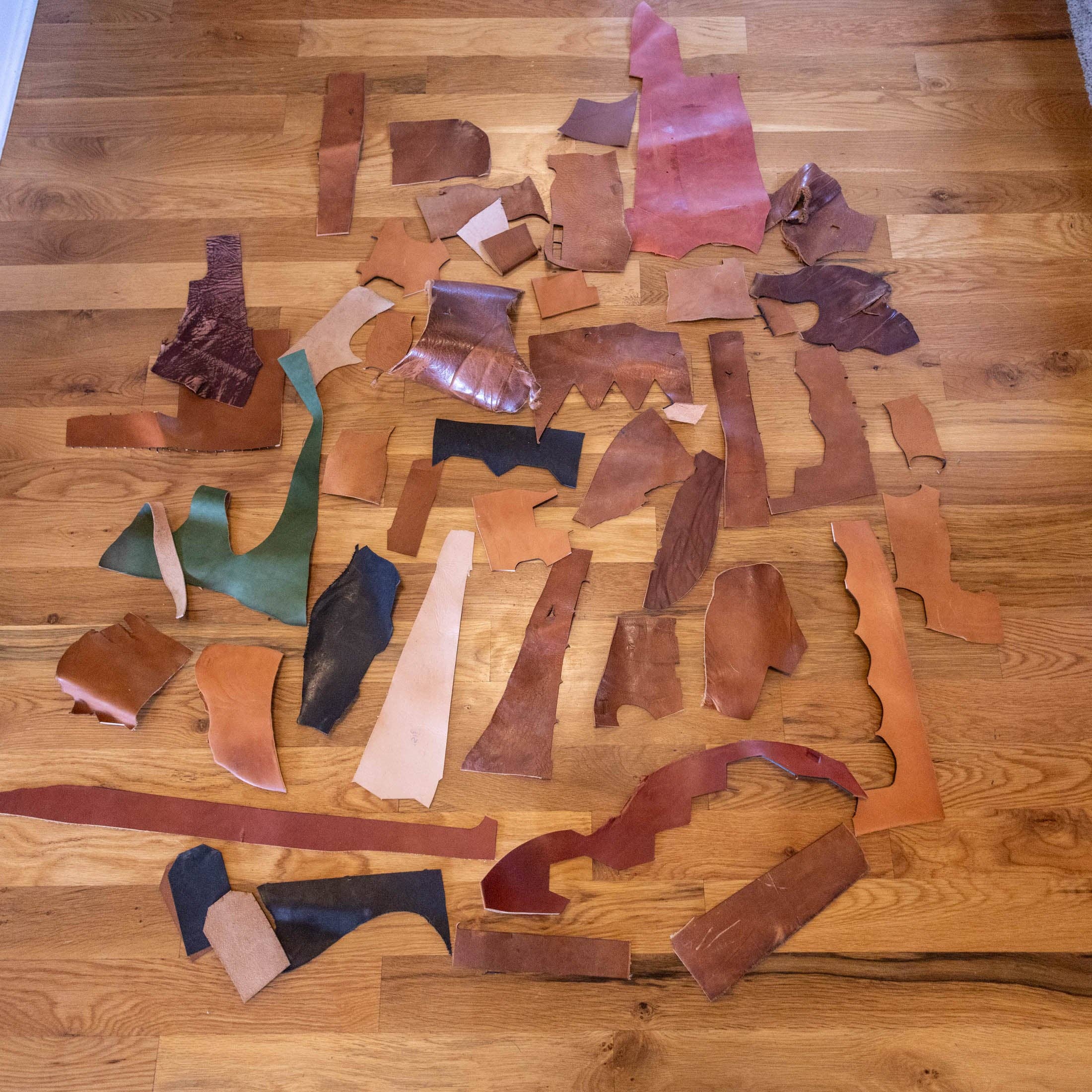 Kc Laser Co - Wholesale Craft Supplies - 4 Pounds Leather Scrap - Laser Safe Vegetable Tan2