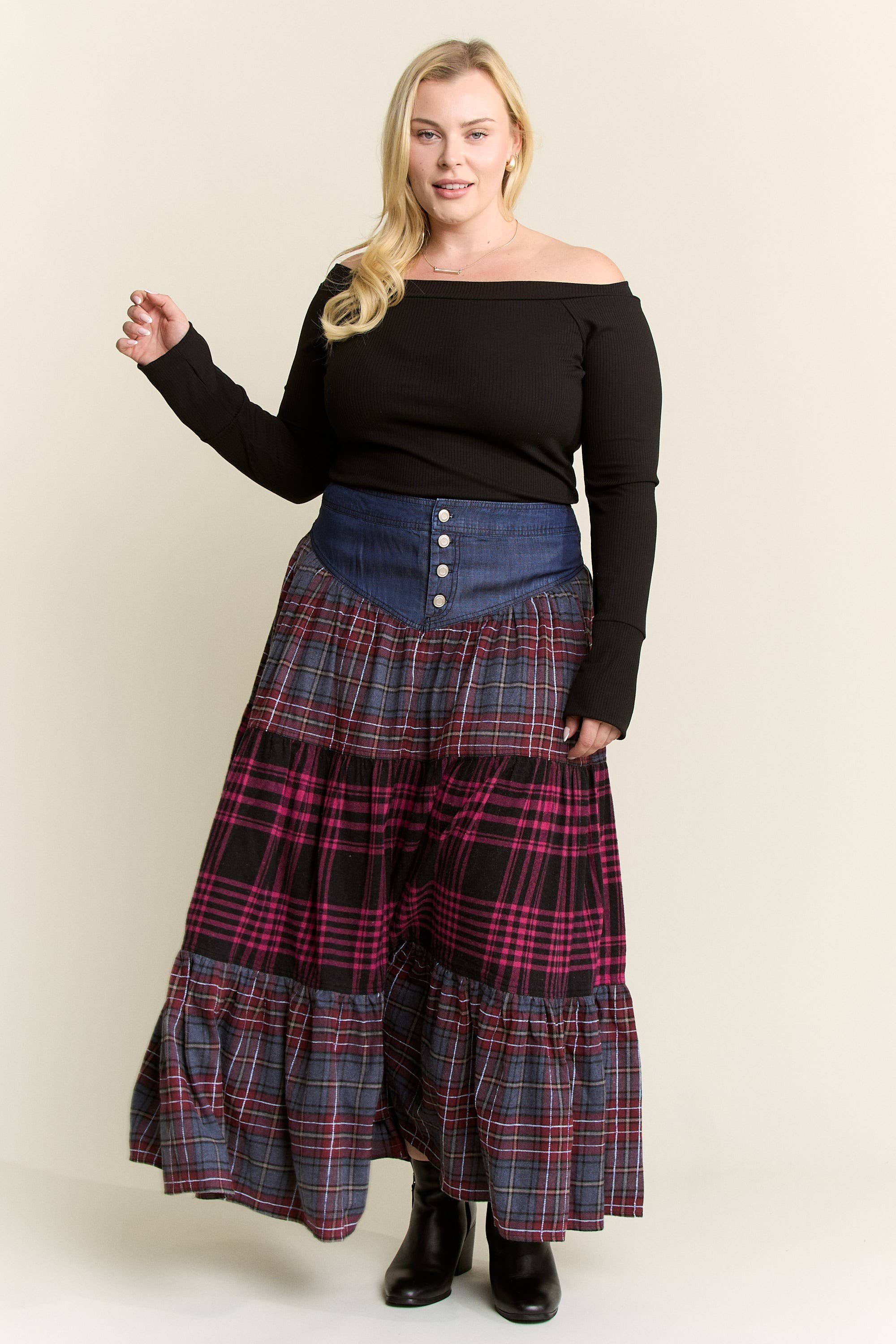 JADE BY JANE PLUS - Wholesale Skirt - Women's - Plaid Tiered Skirt (Plus size)0