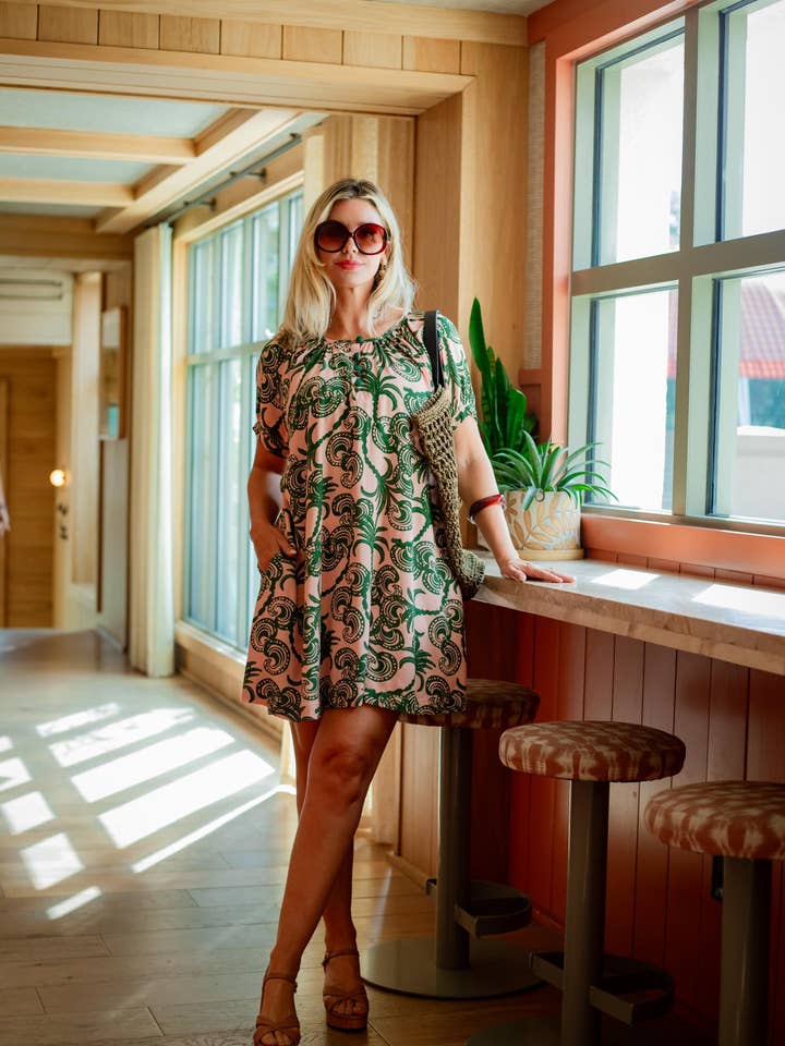 Vestido Estilo Babydoll com Missangas Elizabeth com Mangas de Laço por atacado de Escapada Living