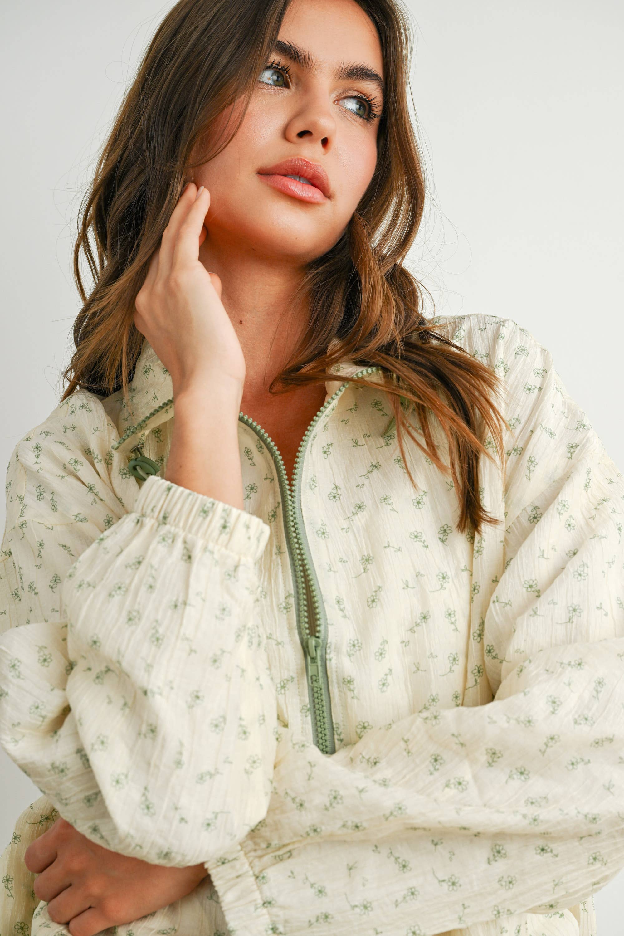 BUTTERMELON - Wholesale Jacket - Women's - Floral Zip-Up Collared Jacket - BMJ788231