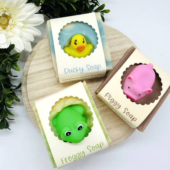 SARATOGA NATURAL BODY CARE LLC - Wholesale Bar Soap - Shark Handmade Soap Bar for Kids VEGAN COLD PROCESS