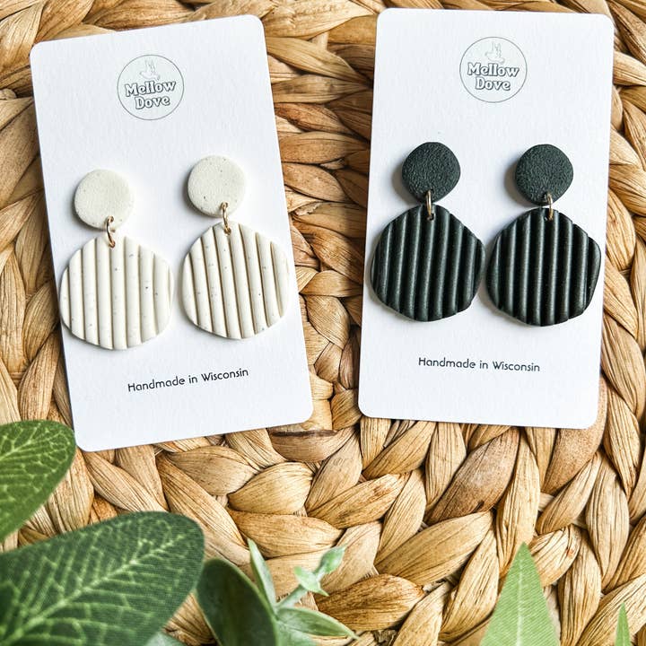 Mellow Dove Designs - Wholesale Dangle Earrings - Black/Ivory Ribbed Clay Earrings | Boho | Neutral4