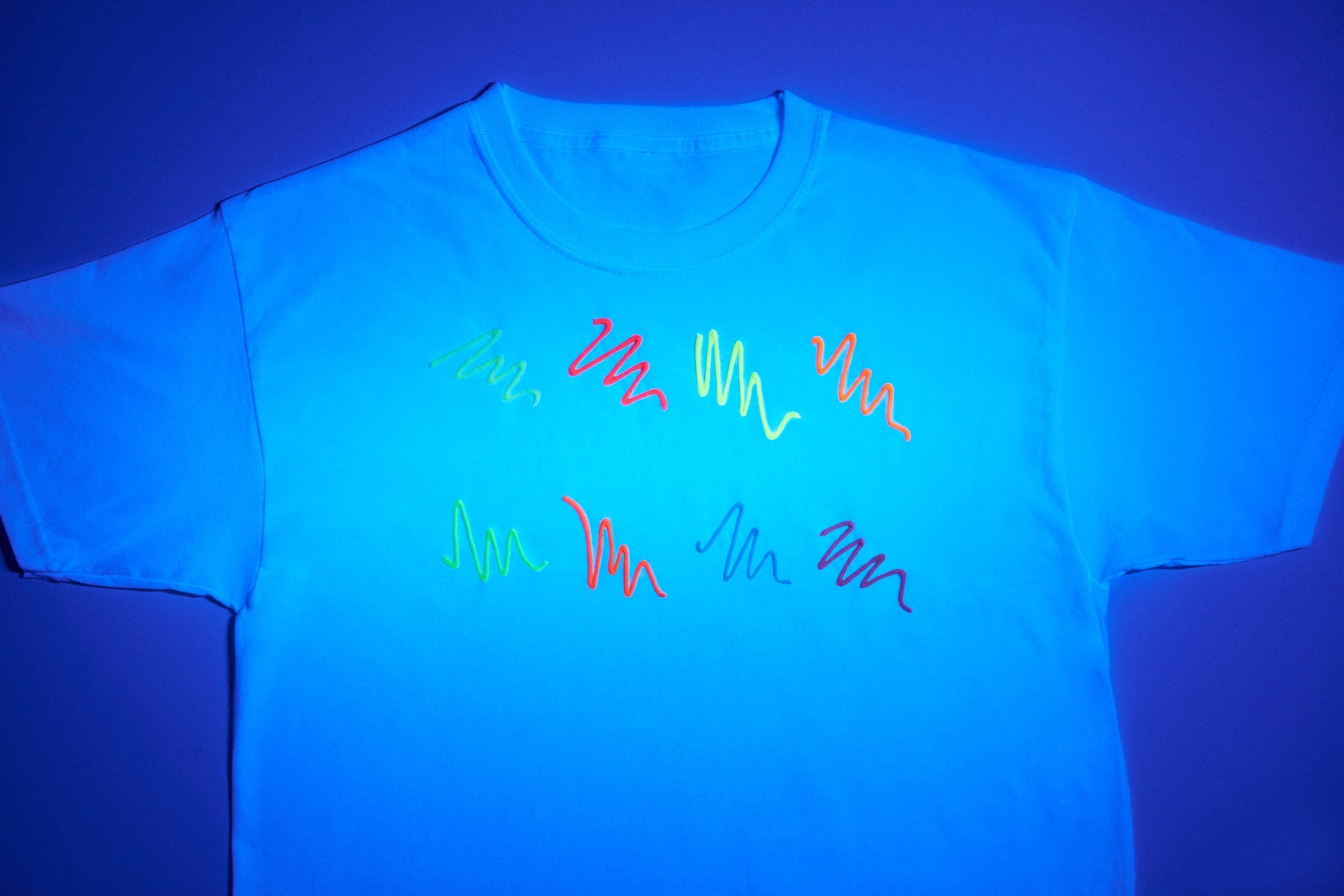 Moon Makeup - Wholesale Fabric Paint - Glow in the Dark 3D Fabric Paint15