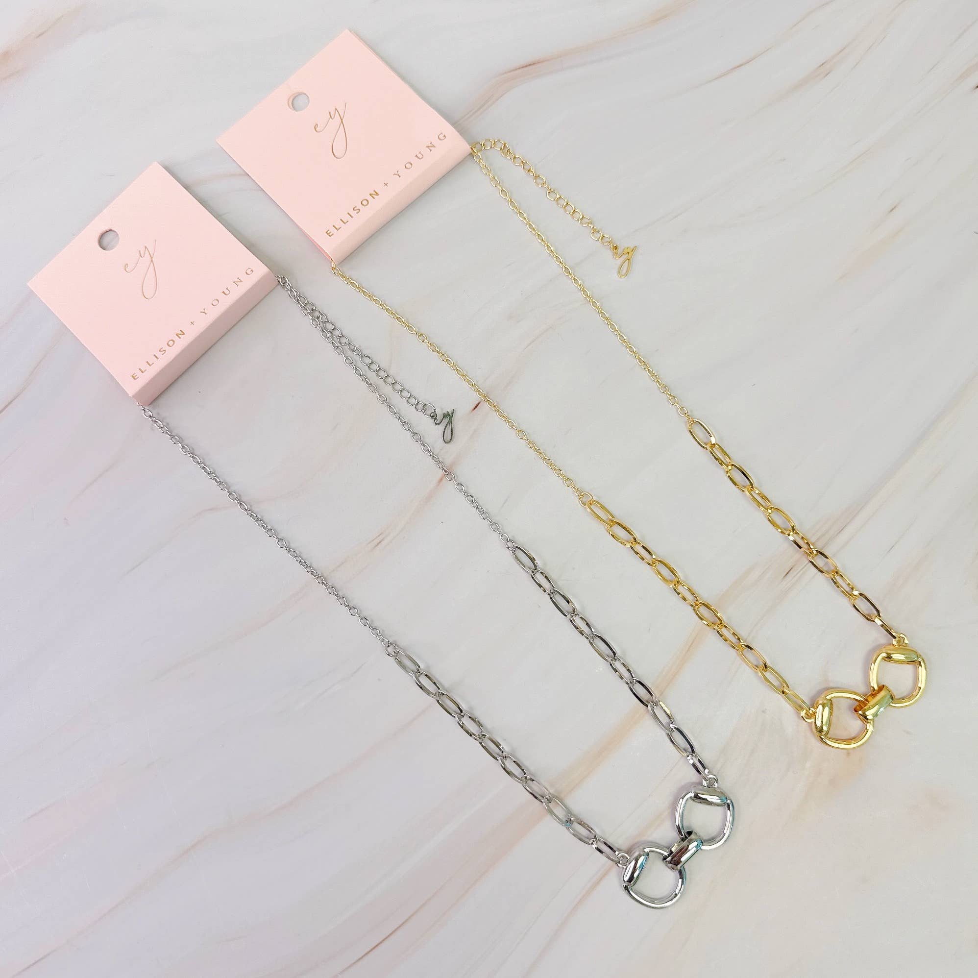 Ellison+Young - Vente Colliers à pendentif - Collier chaîne pendentif équestre9