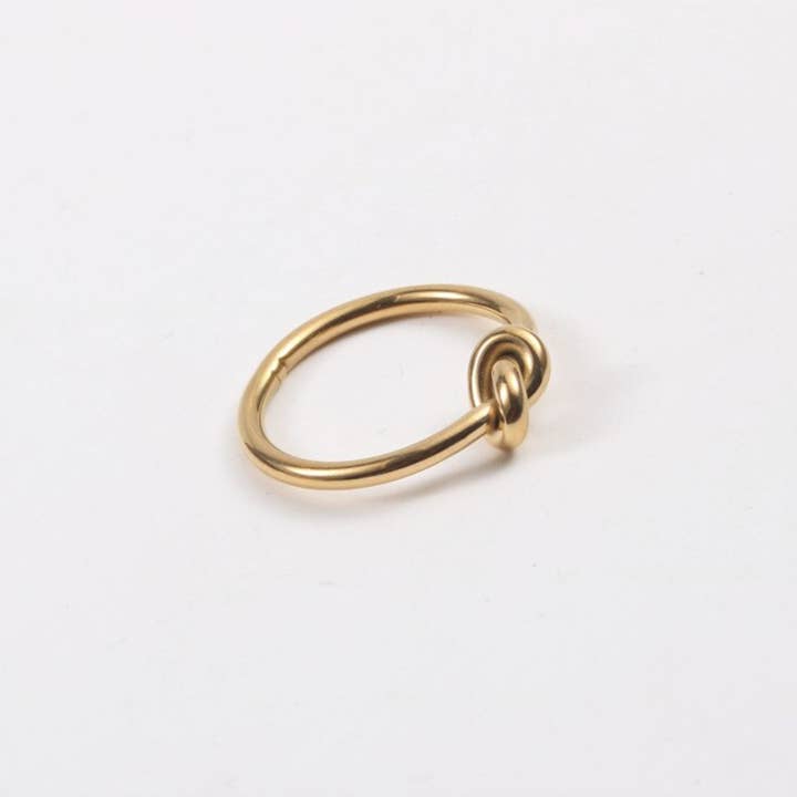 Syrakus - Simple Gold Knot Ring for wholesale by MeloMelo