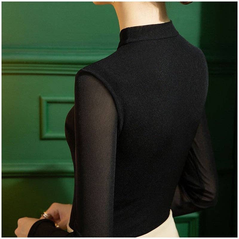 UZ Wholesale Store – Großhandel Strickoberteil – Damen – Tailliertes Mesh-Top mit einfarbigem und halbhohem Kragen1