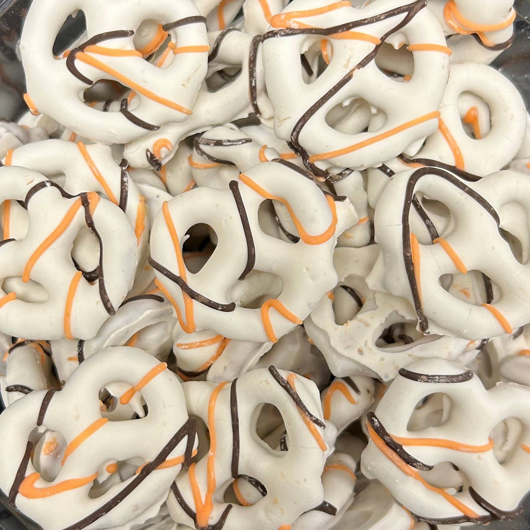 Long Island Candy Factory – Großhandel Brezel – Zachary Kürbis-Gewürz-Joghurt-Mini-Brezeln Herbst Erntedankfest 1,36 kg0