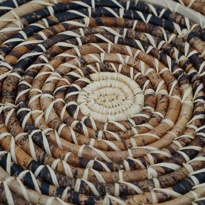 Crazy Love Africa - Wholesale Trivet - Banana Fiber Ugandan Trivet1