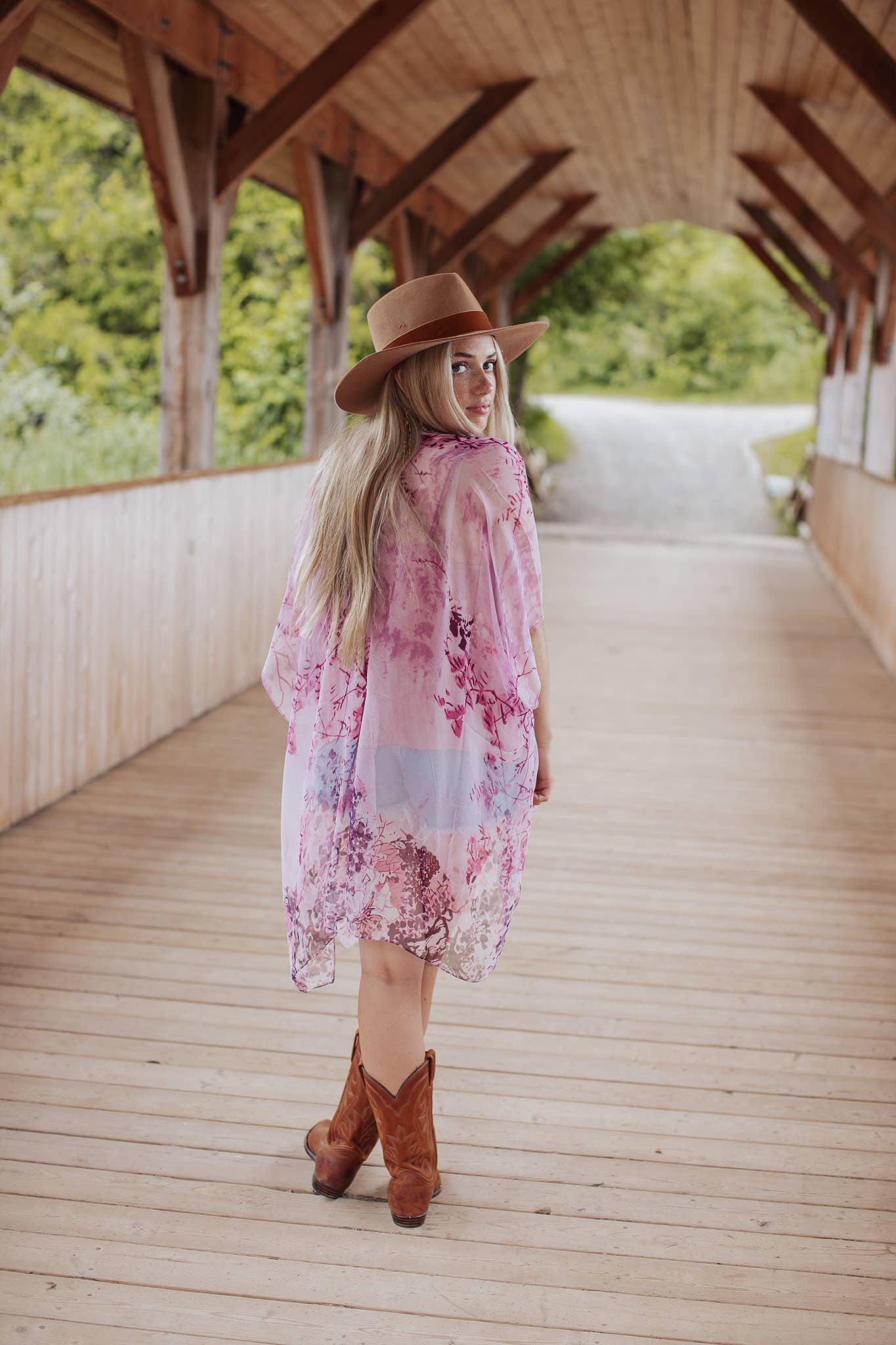 Ellemairco – wholesale Kimono – Women's – Blossom Kimono1