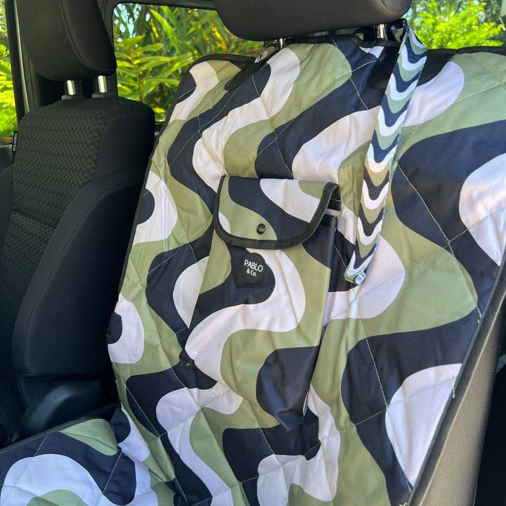 Pablo & Co. Boutique - Wholesale Pet carrier – Dog - Navy Wavy: Deluxe Single Dog Car Seat Cover1