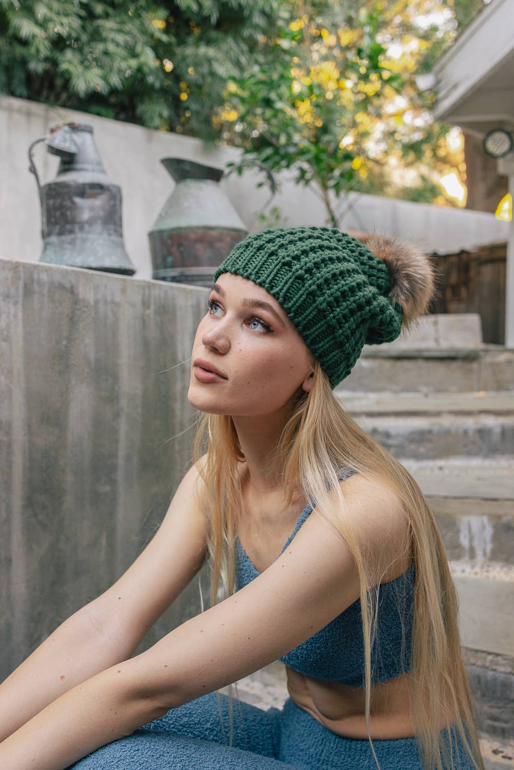 Leto Accessories - Vente Bonnet – femme - Bonnet en tricot texturé avec pompon — Idéal pour l'automne et l'hiver2