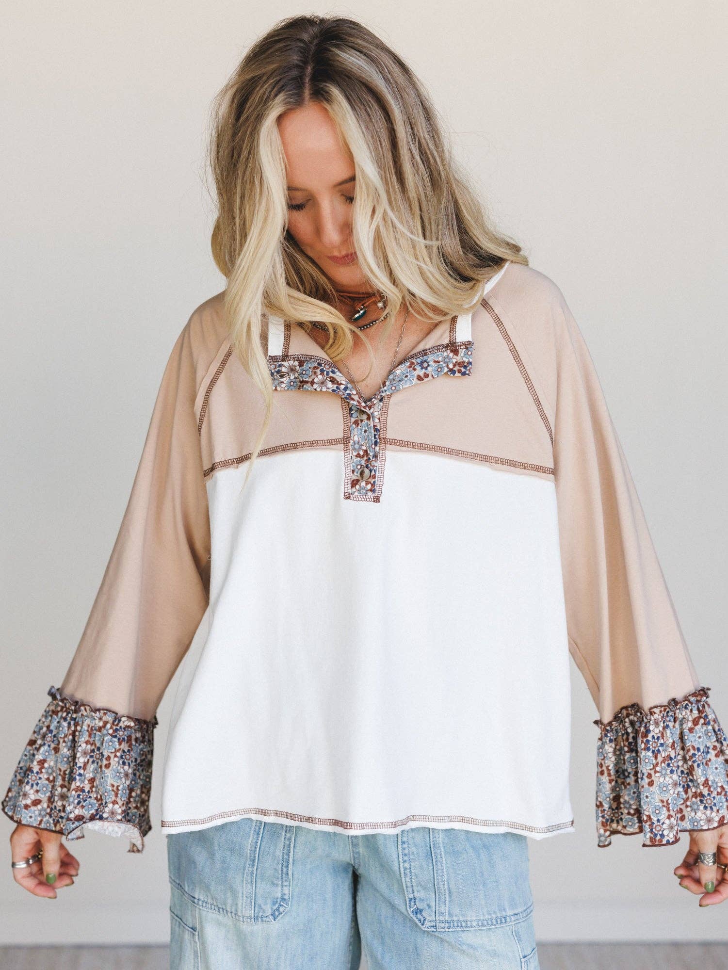 Taupe Haut Honey Bloom - Taupe Blanc Cassé en vente sur Faire4