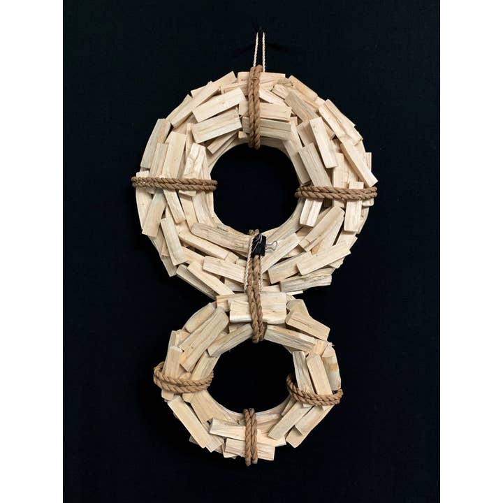 9" NATURAL WOOD WREATH for wholesale by Darlene's Shells