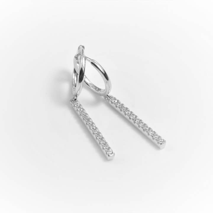 Diat - Wholesale Dangle Earrings - long bar earrings - bar earrings
- gold earrings1