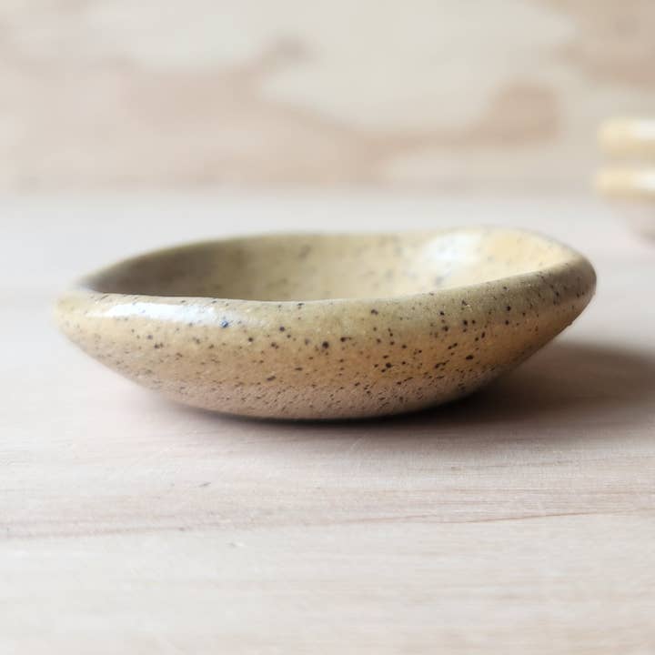 Miniskål (1,5 oz) | Röllika gul för wholesale av Tactile Earth