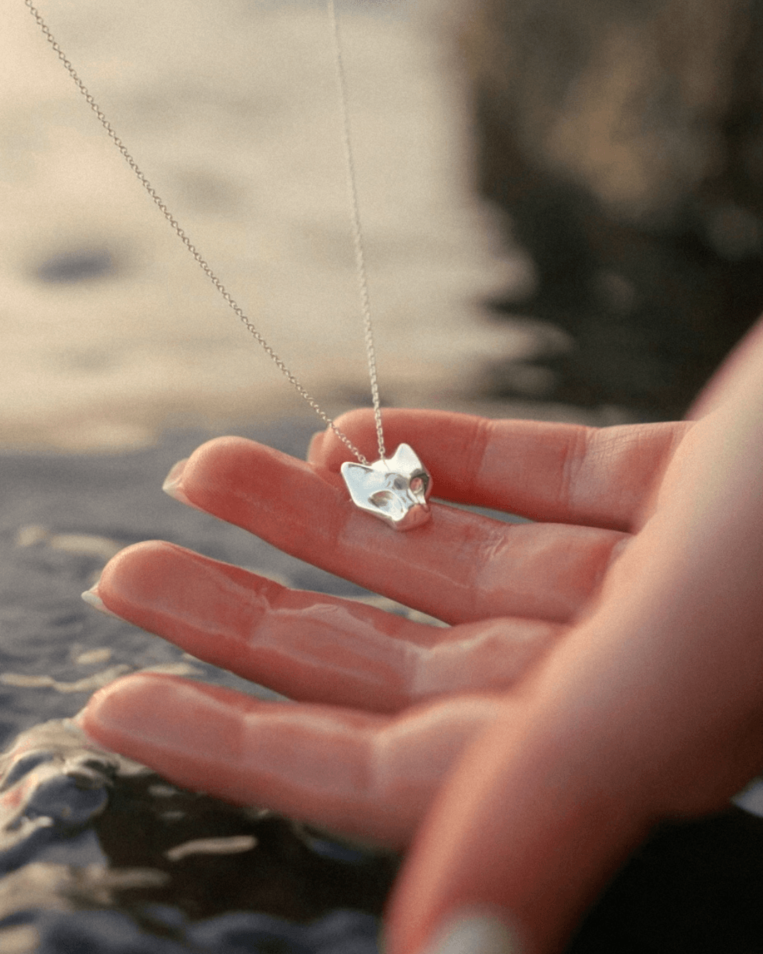 Freya & Thor of Sweden - Wholesale Jewelry Set - Lynx of Freya – Necklace & Earrings in Silver3