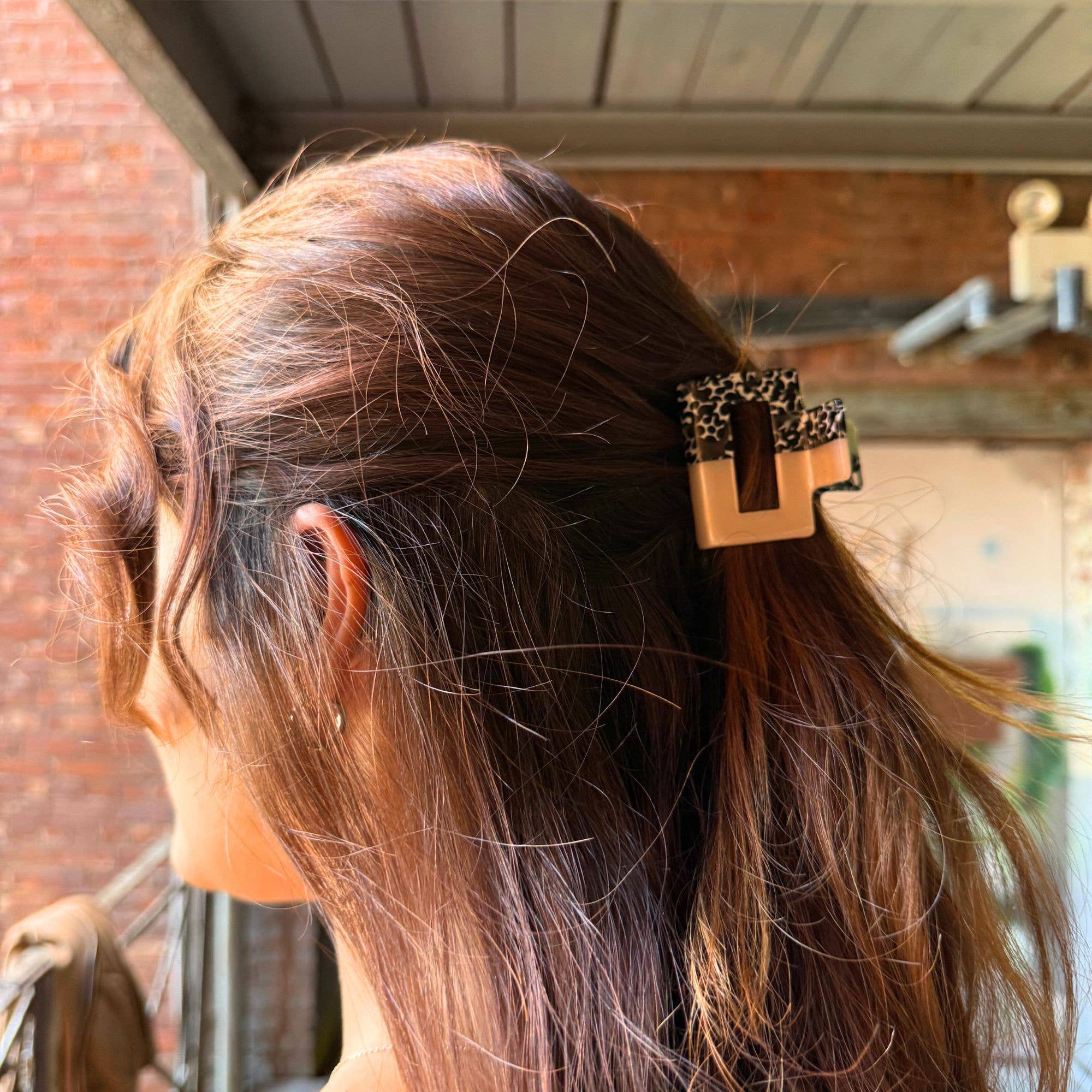 Rainbow Unicorn Birthday Surprise - Wholesale Hair Clip - Women's - Colorblock  Pink, Pistachio & Animal Print Hair Claw Clip1