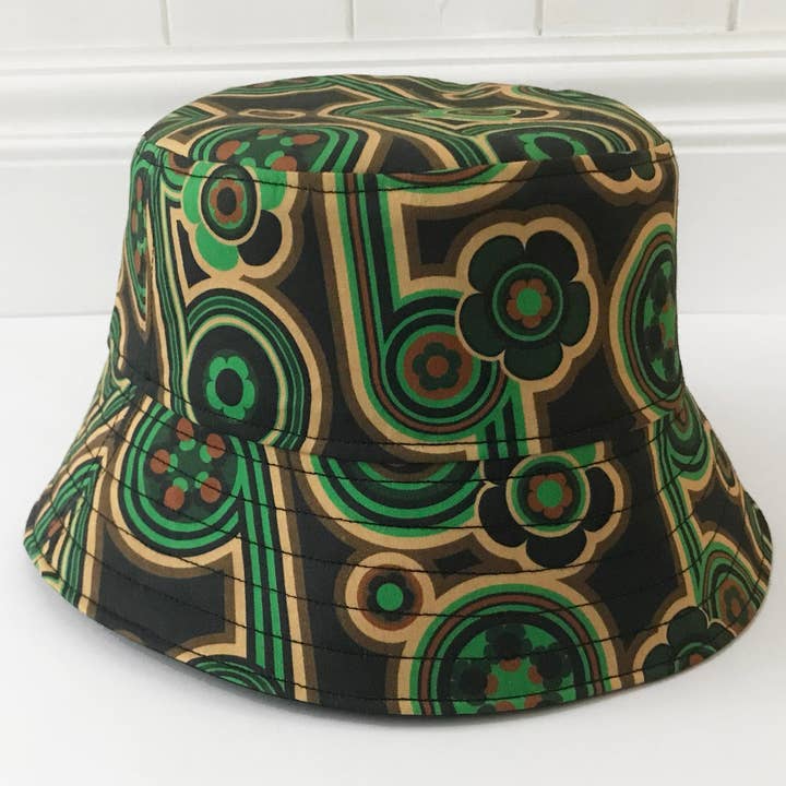 Grön Print Hatt, Retro Mönsterhatt. för wholesale av Stan and Gwyn