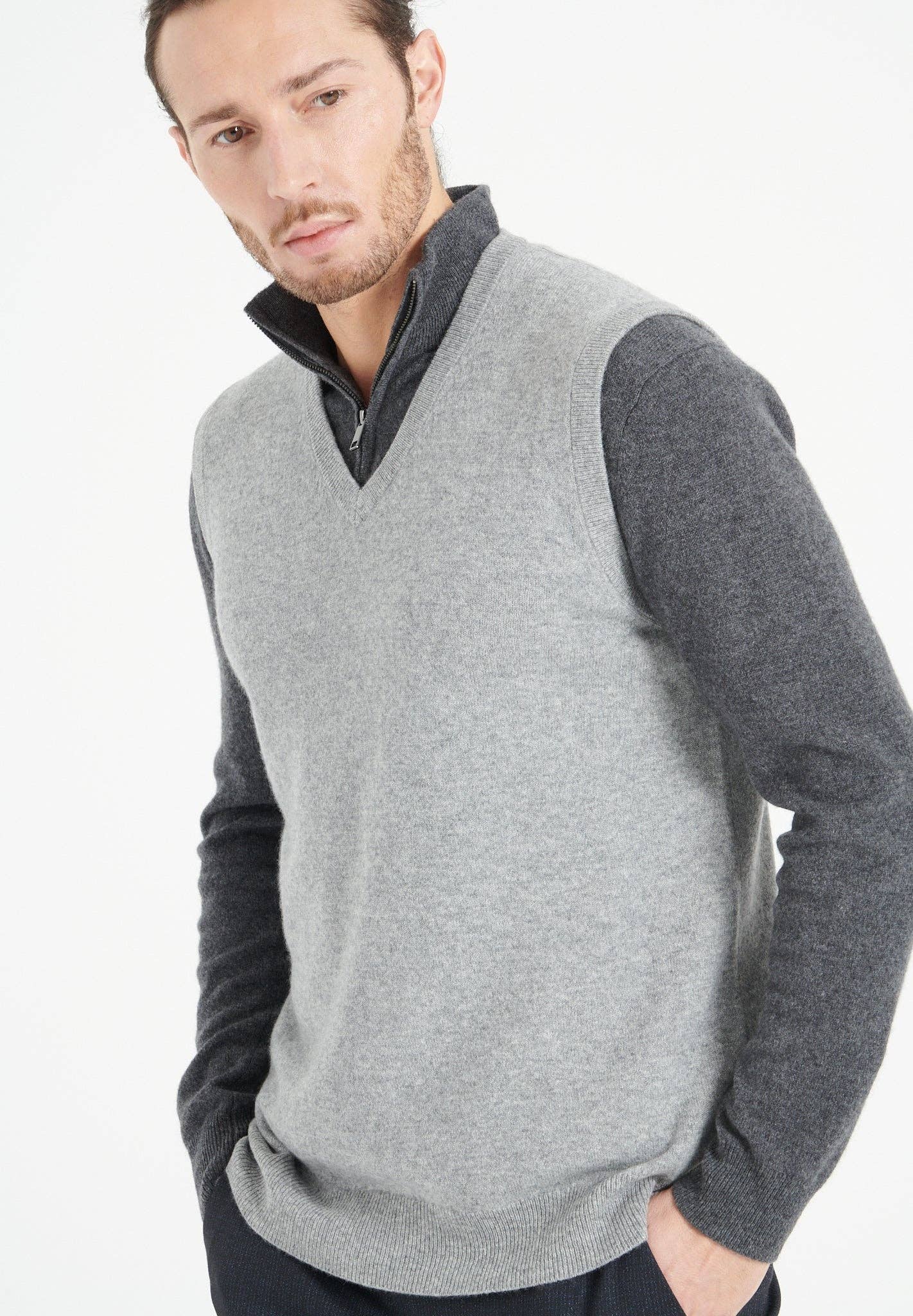 light grey Men's V-neck cashmere sweater LUKE 9 for wholesale on Faire2