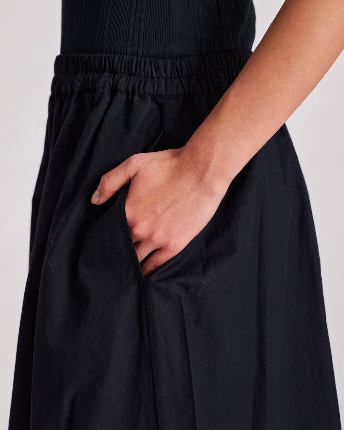 gai-lisva - Wholesale Skirt - Women's - Astrid Long Skirt Poplin - Black2