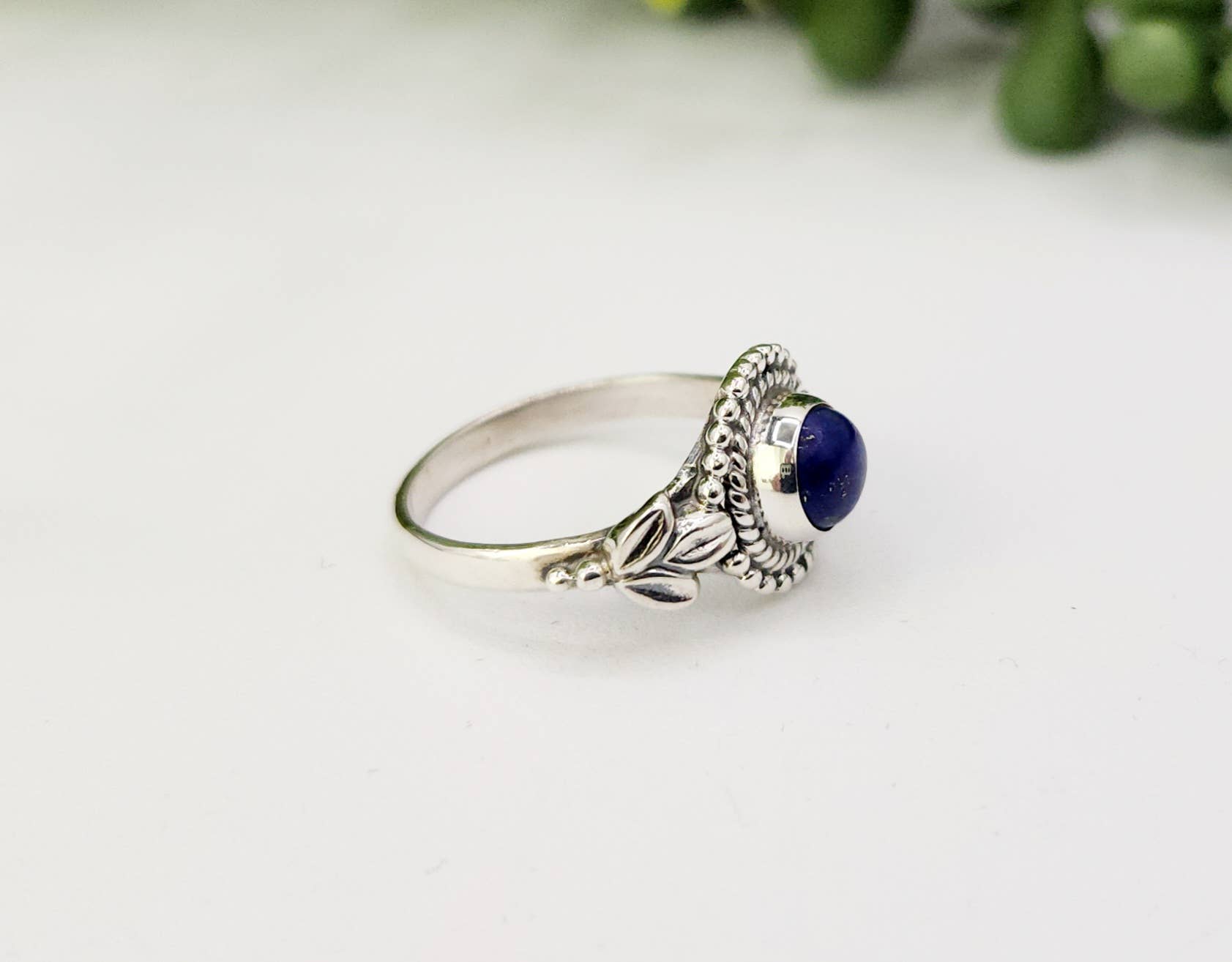 Meraki Gemstones – Engroshandel Solitairering – Lapis halvædelstenring - Sterlingsølv/.9256