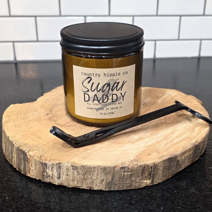 Country Hippie Co. - Venta al por mayor Velas en tarros - Vela de 16 oz inspirada en boticarios Sugar Daddy0