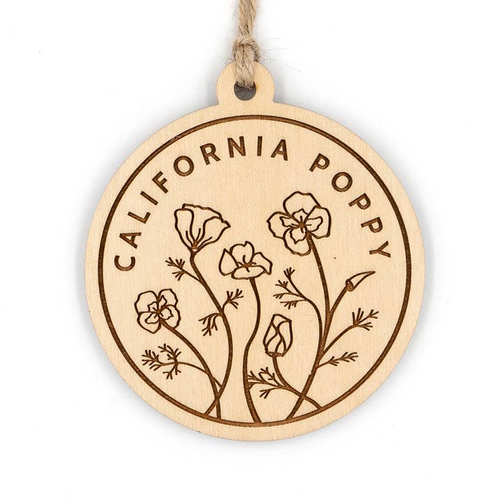 Ornement en bois de pavot californien pour la vente par Steamer Lane Design