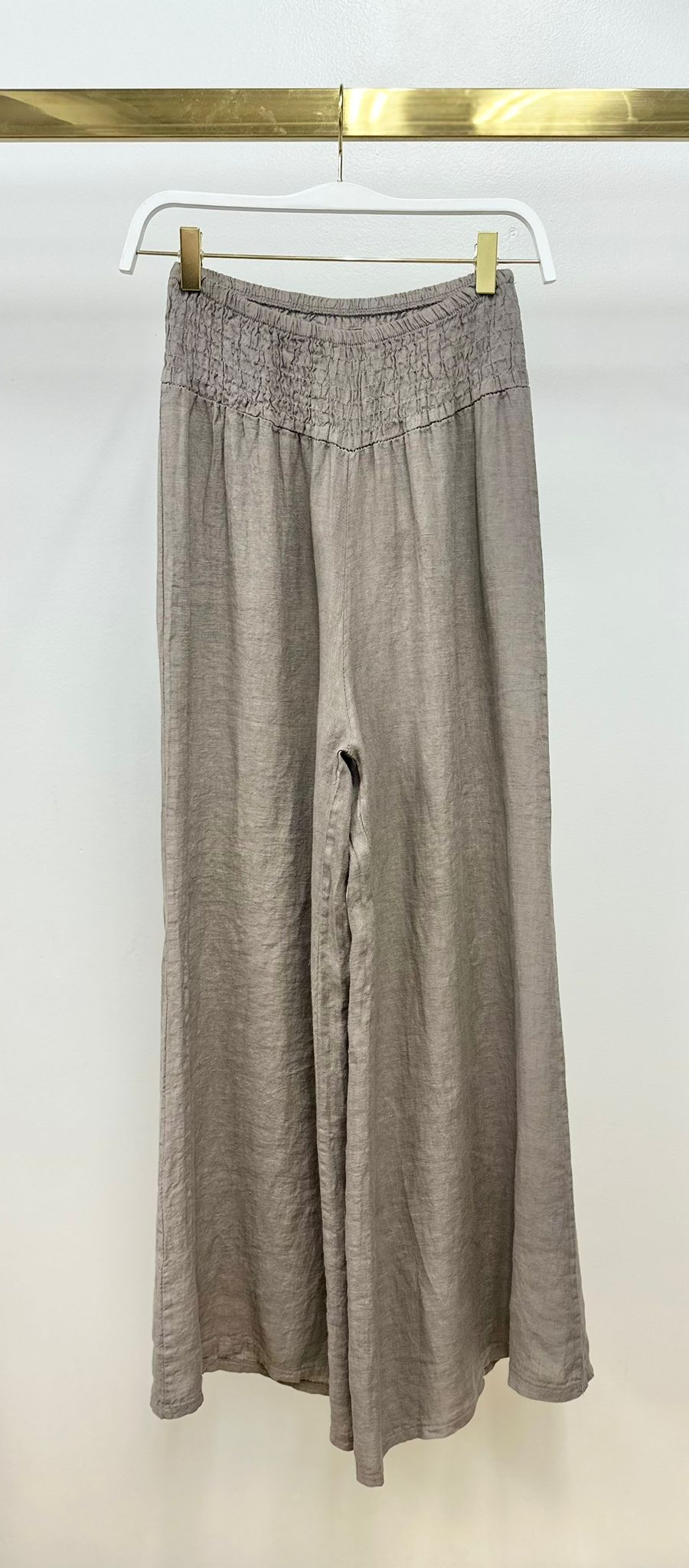 MILIO MILANO – Großhandel Hose – Damen – SOLIDE LEINENHOSE MIT GESMOKTEM BUND (255004-LINENPANTS)7