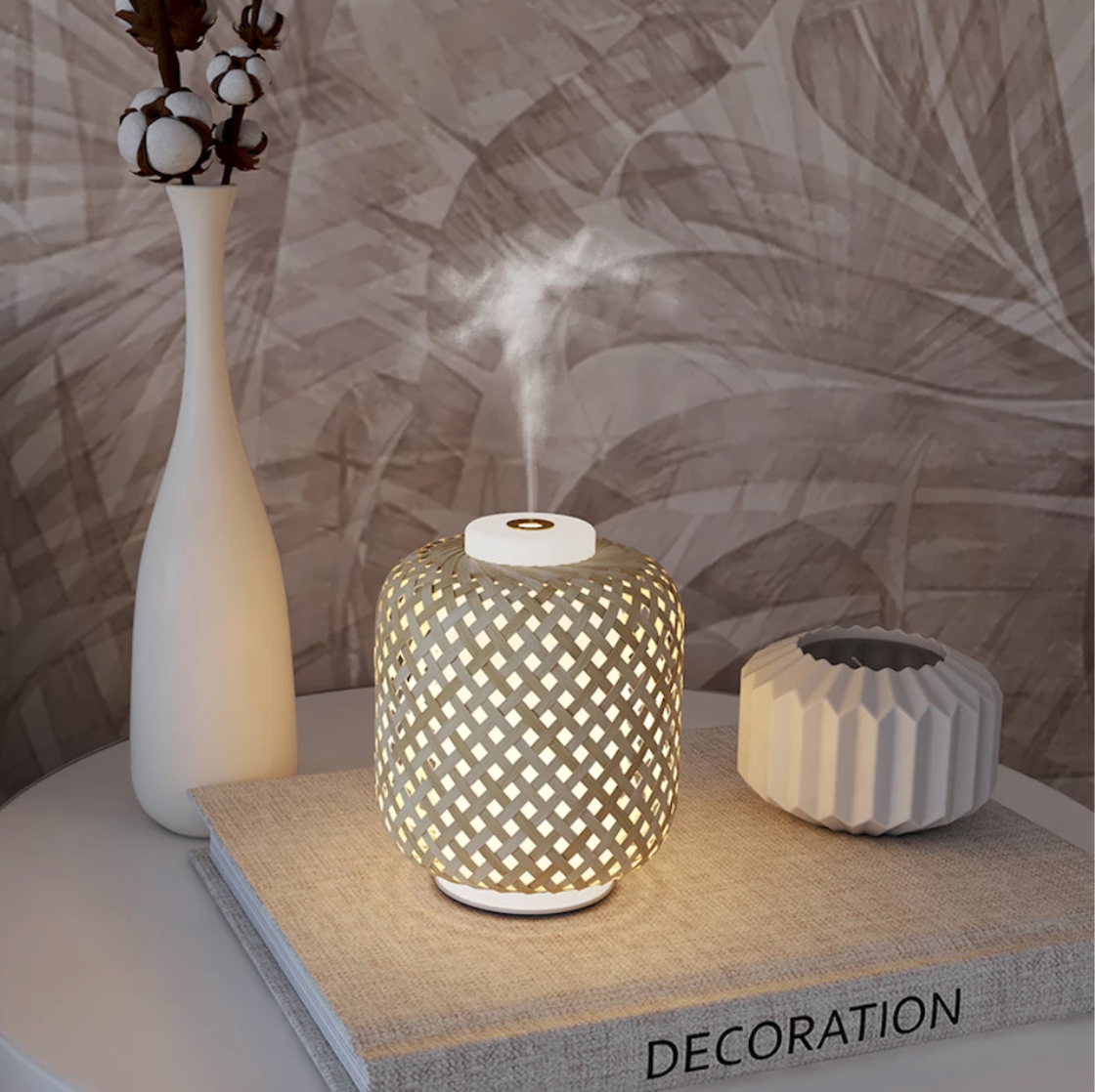 INNOBIZ - Wholesale Electronic Diffuser - Vanelia: Rattan and Glass Mist Diffuser of Essential Oils2